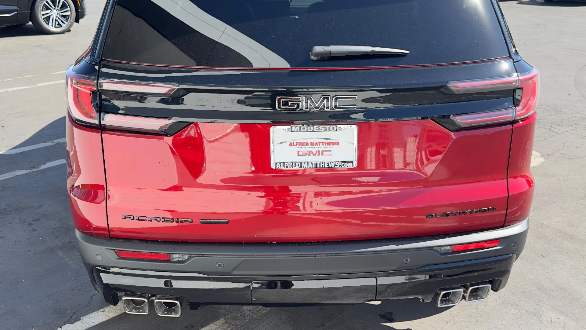 2026 GMC Acadia Elevation