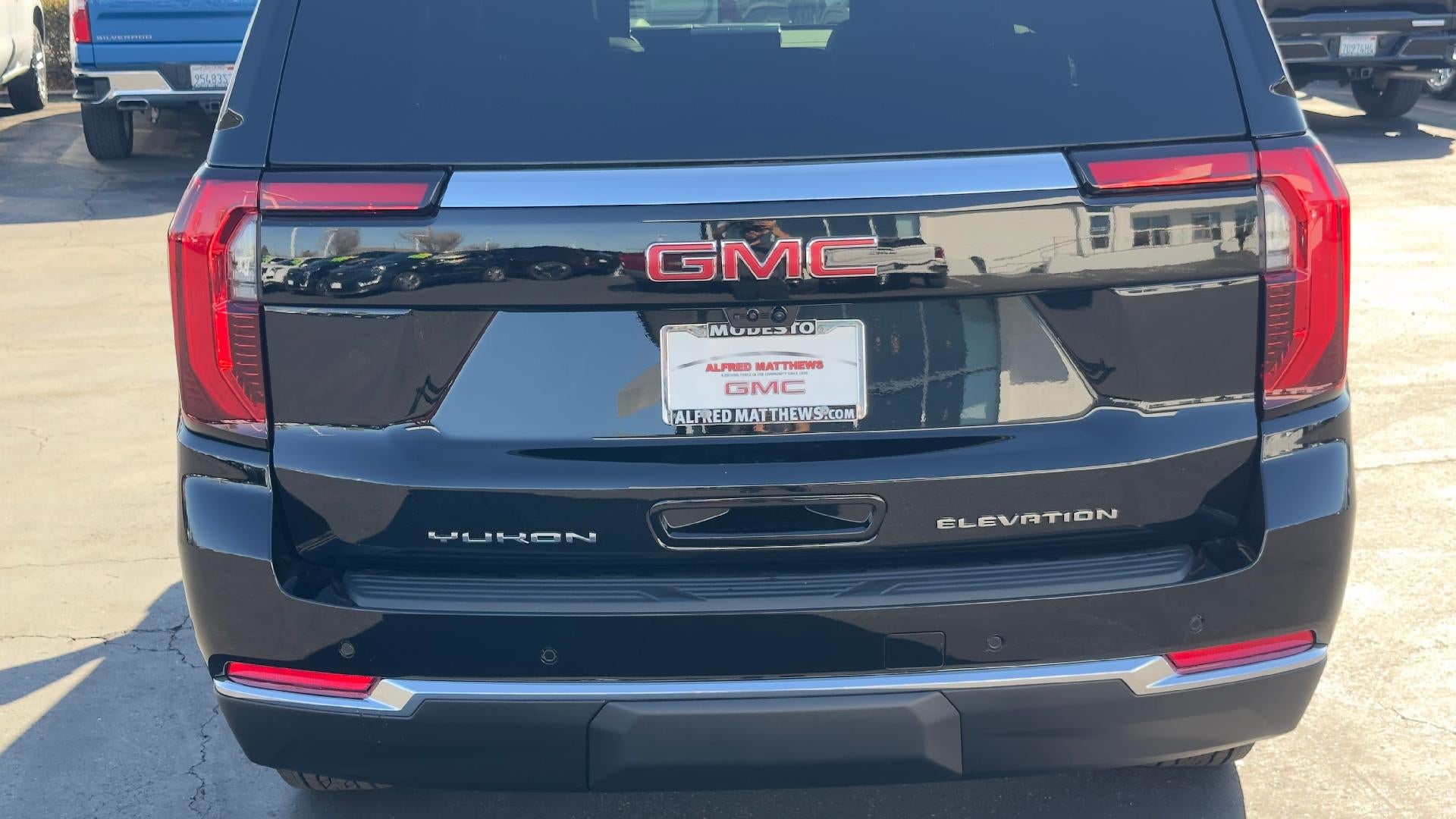 2026 GMC Yukon XL Elevation