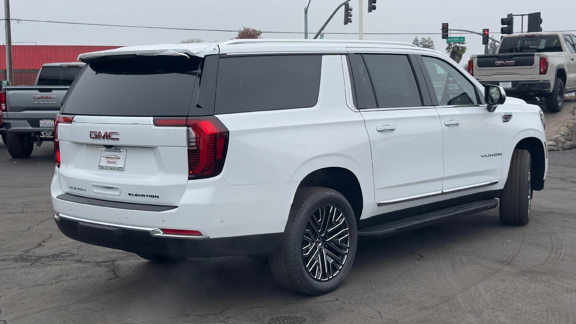 2026 GMC Yukon XL Elevation