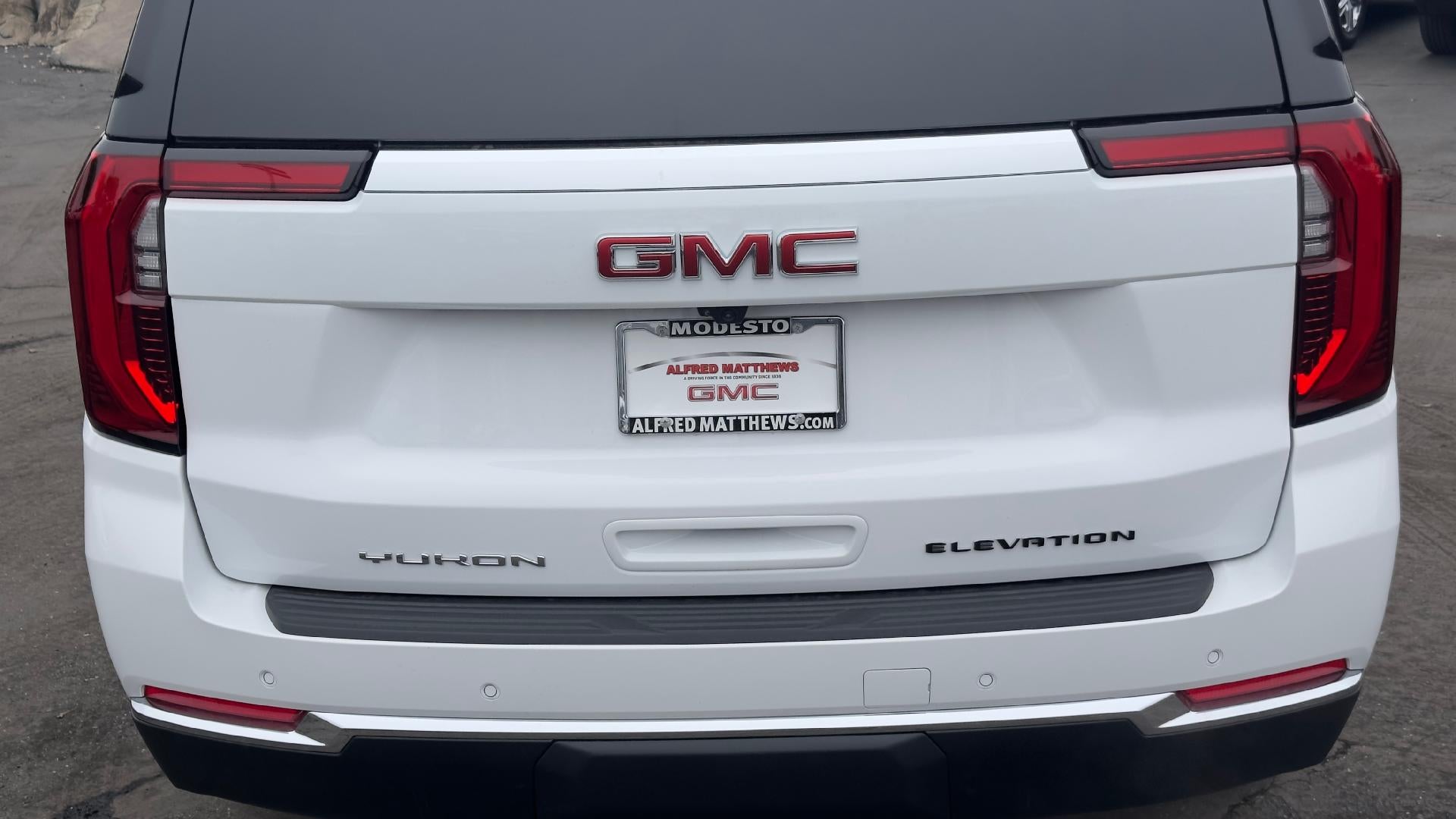 2026 GMC Yukon XL Elevation