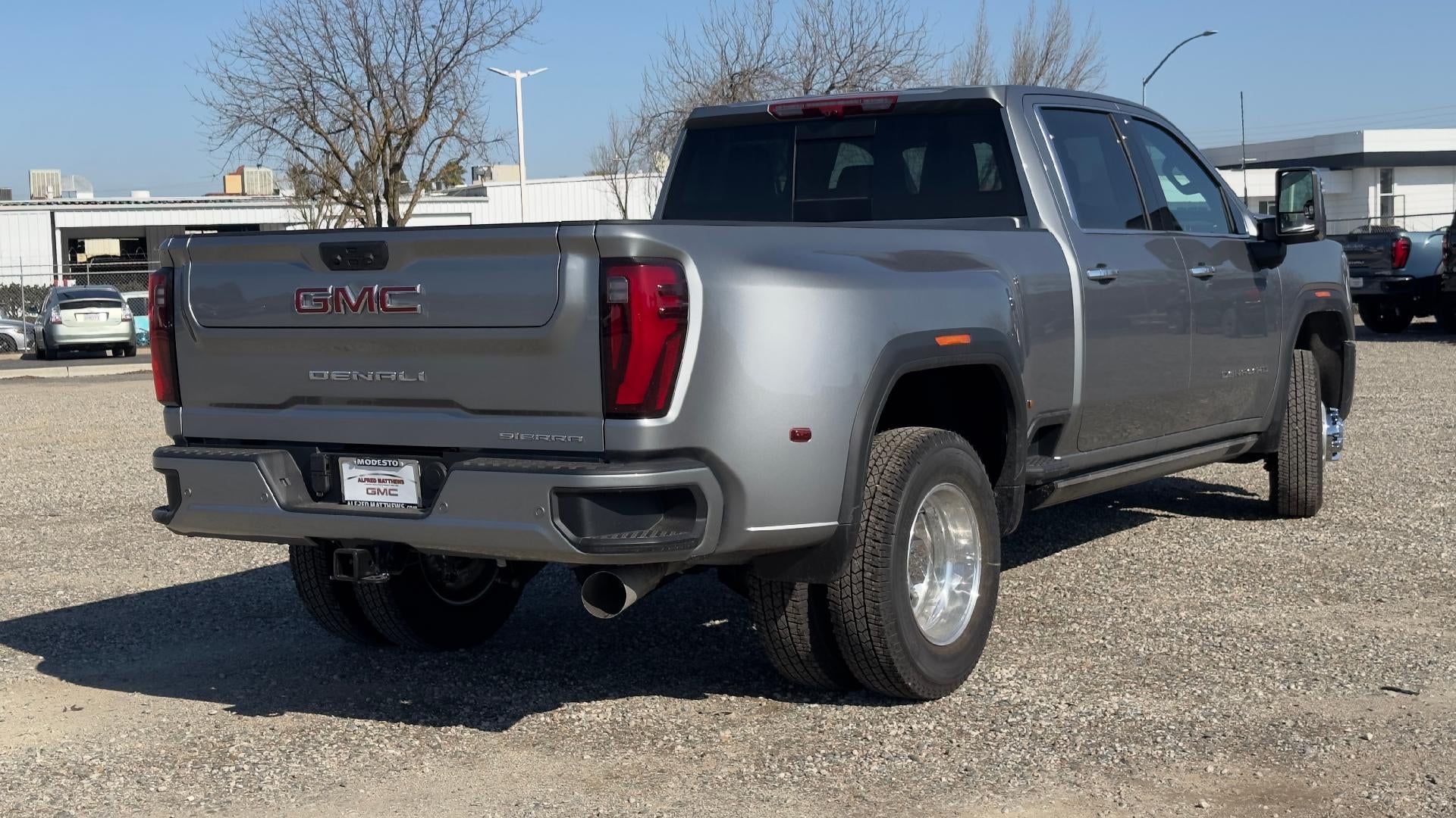 2026 GMC Sierra 3500 HD Denali DRW