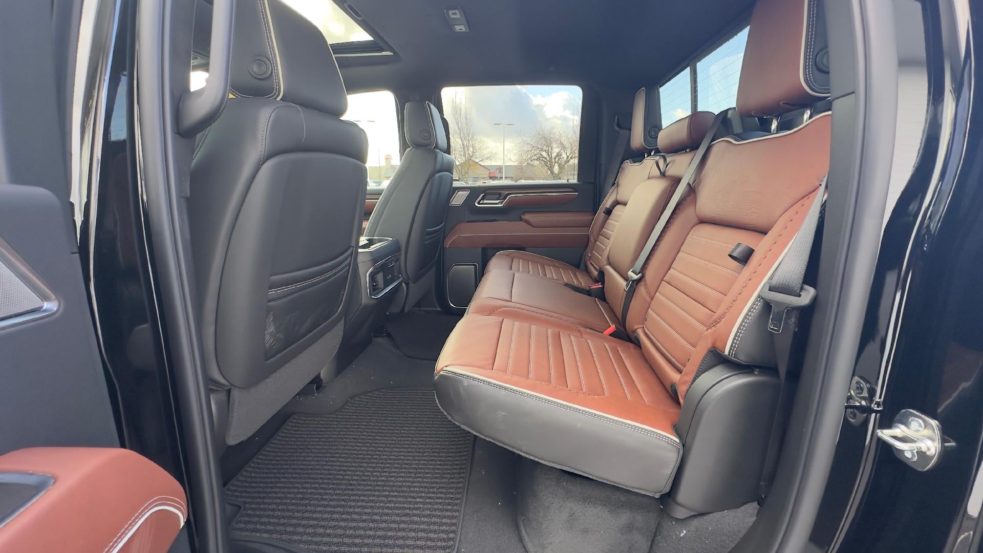 2026 GMC Sierra 3500 HD Denali Ultimate DRW