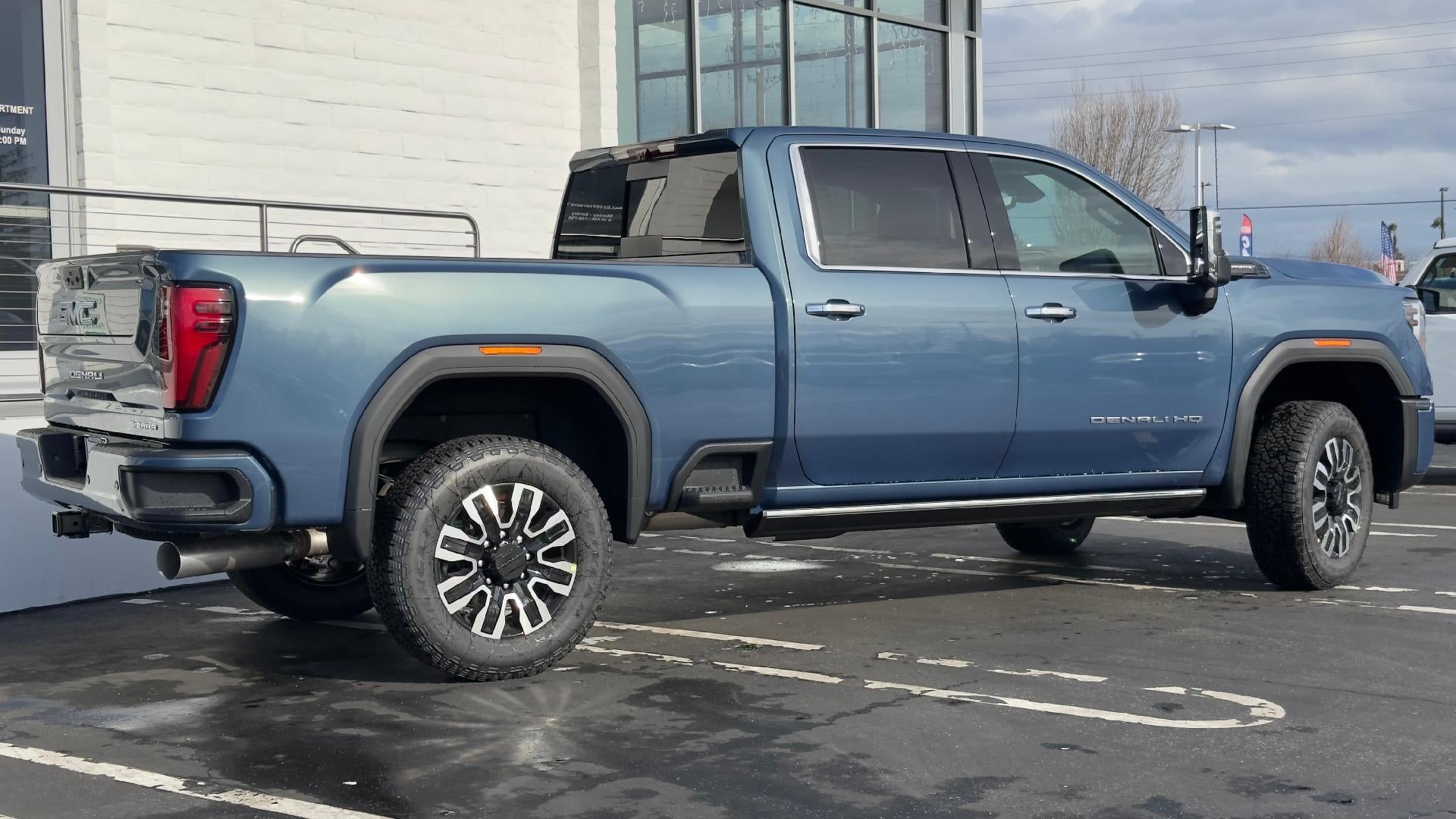 2026 GMC Sierra 3500 HD Denali Ultimate