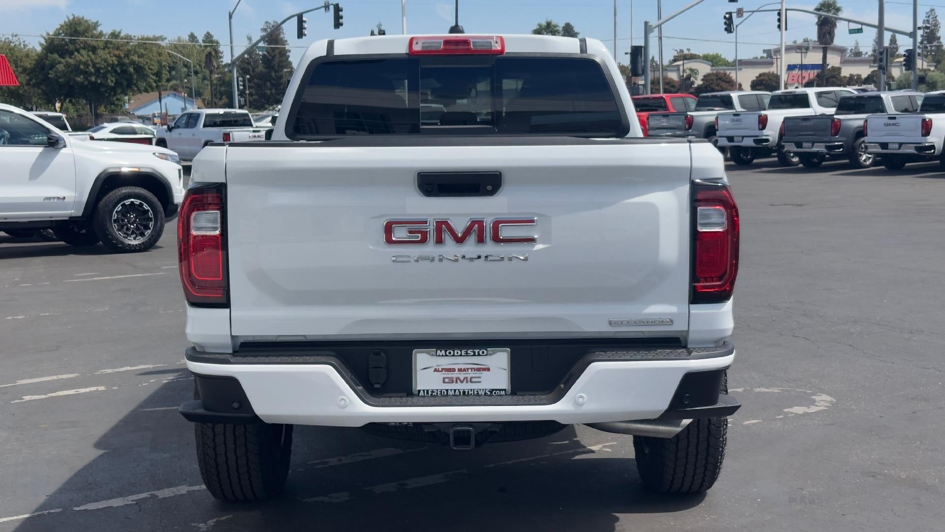 2026 GMC Canyon Elevation