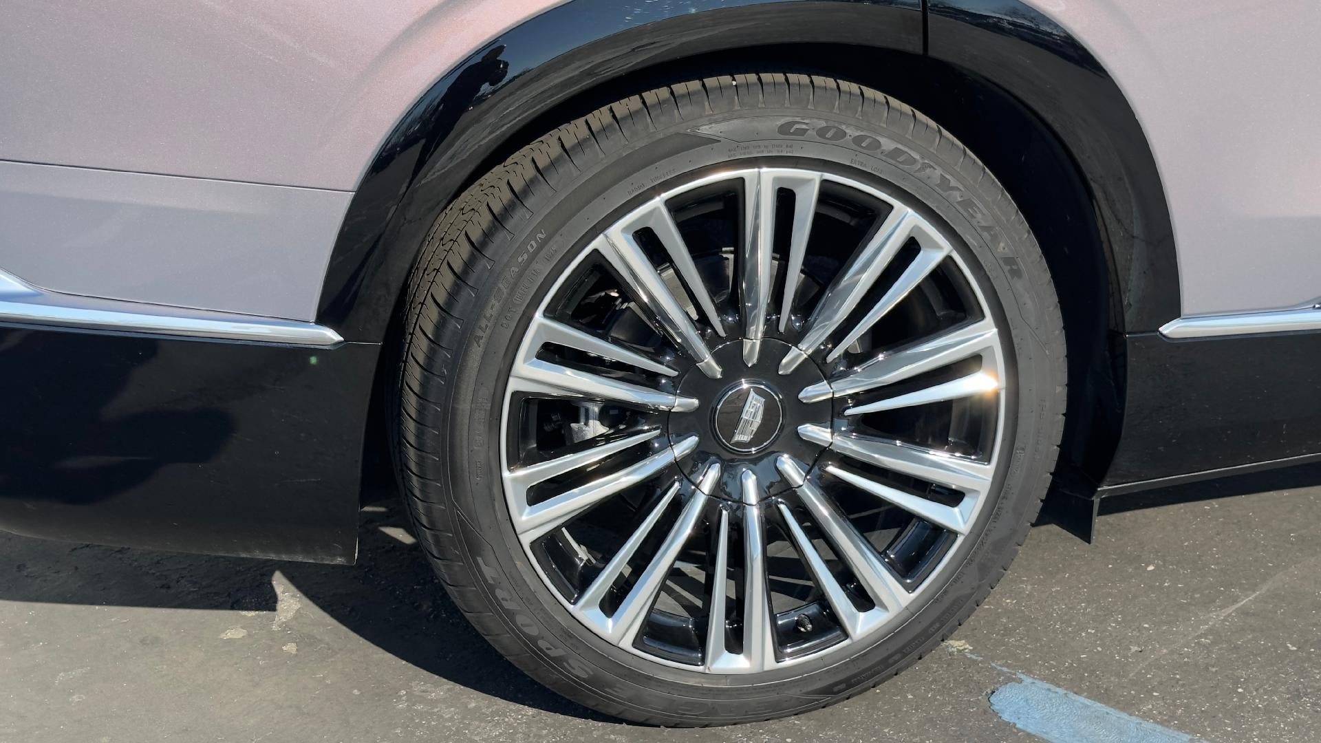 2026 Cadillac VISTIQ Premium Luxury