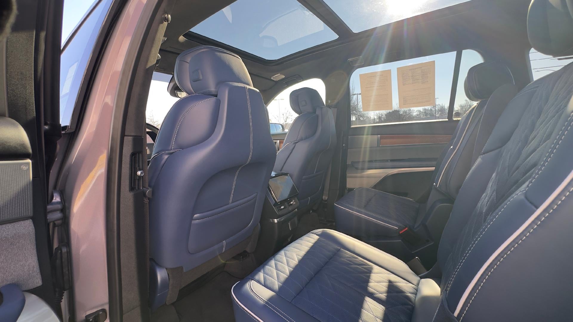 2026 Cadillac VISTIQ Premium Luxury