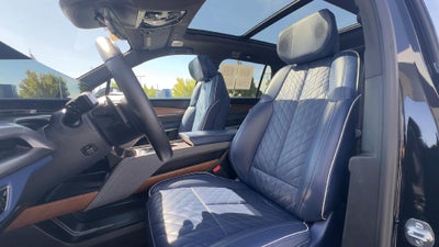 2026 Cadillac VISTIQ Premium Luxury