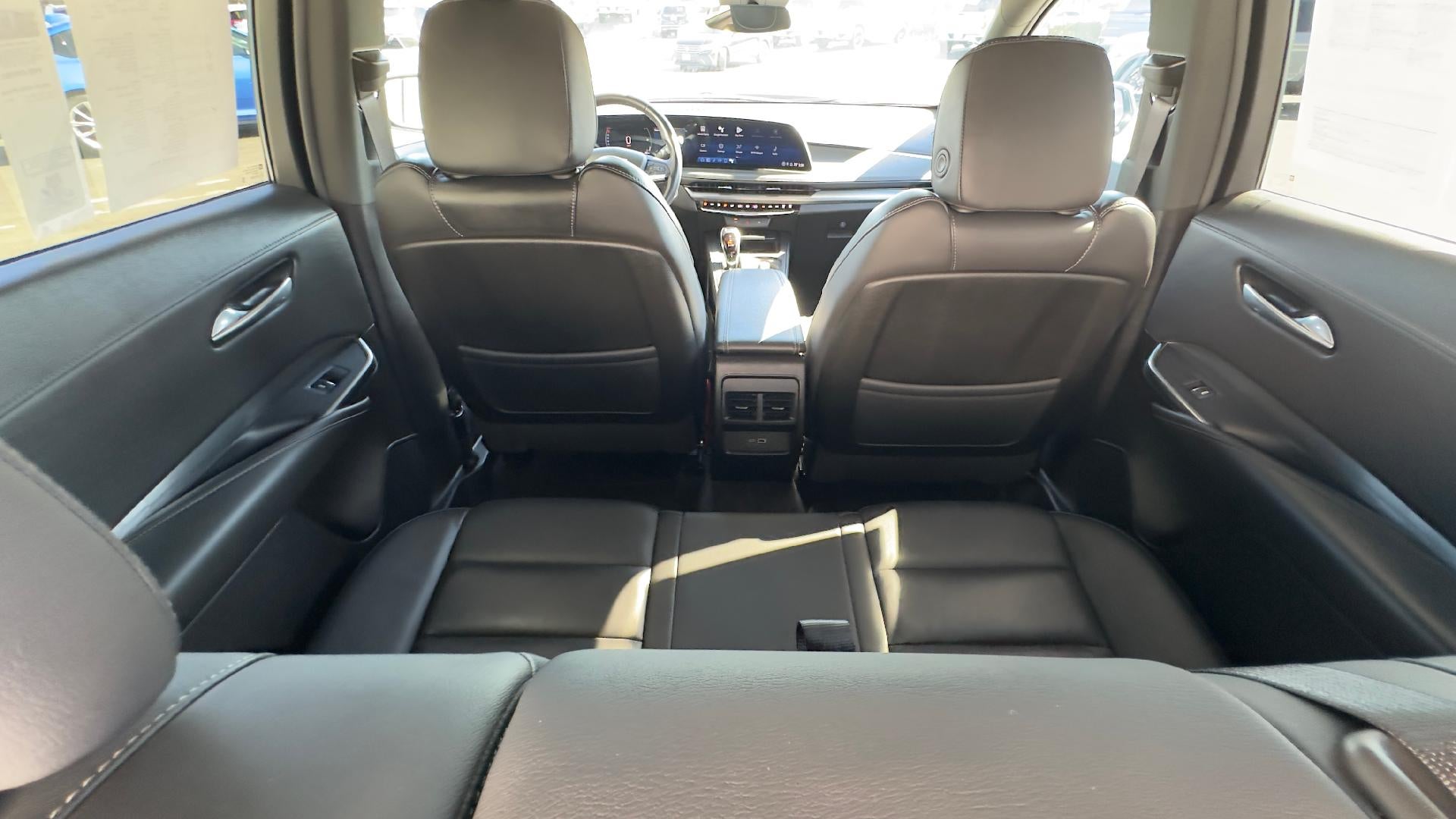 2025 Cadillac XT4 Premium Luxury