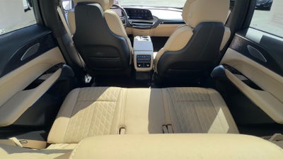 2024 Cadillac LYRIQ Sport 3