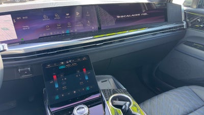 2026 Cadillac ESCALADE IQL Sport