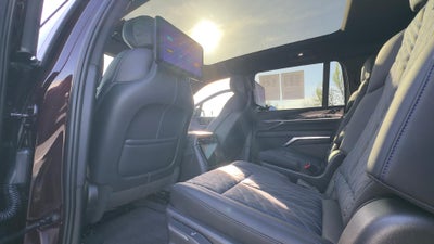 2026 Cadillac ESCALADE IQL Sport