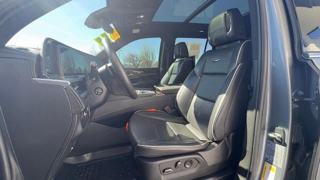 2022 Cadillac Escalade Premium Luxury