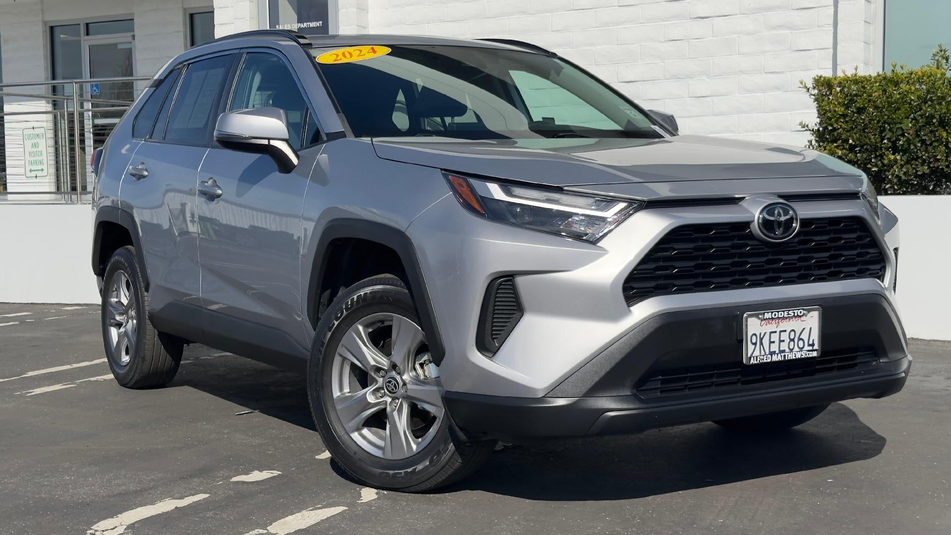 2024 Toyota RAV4 XLE