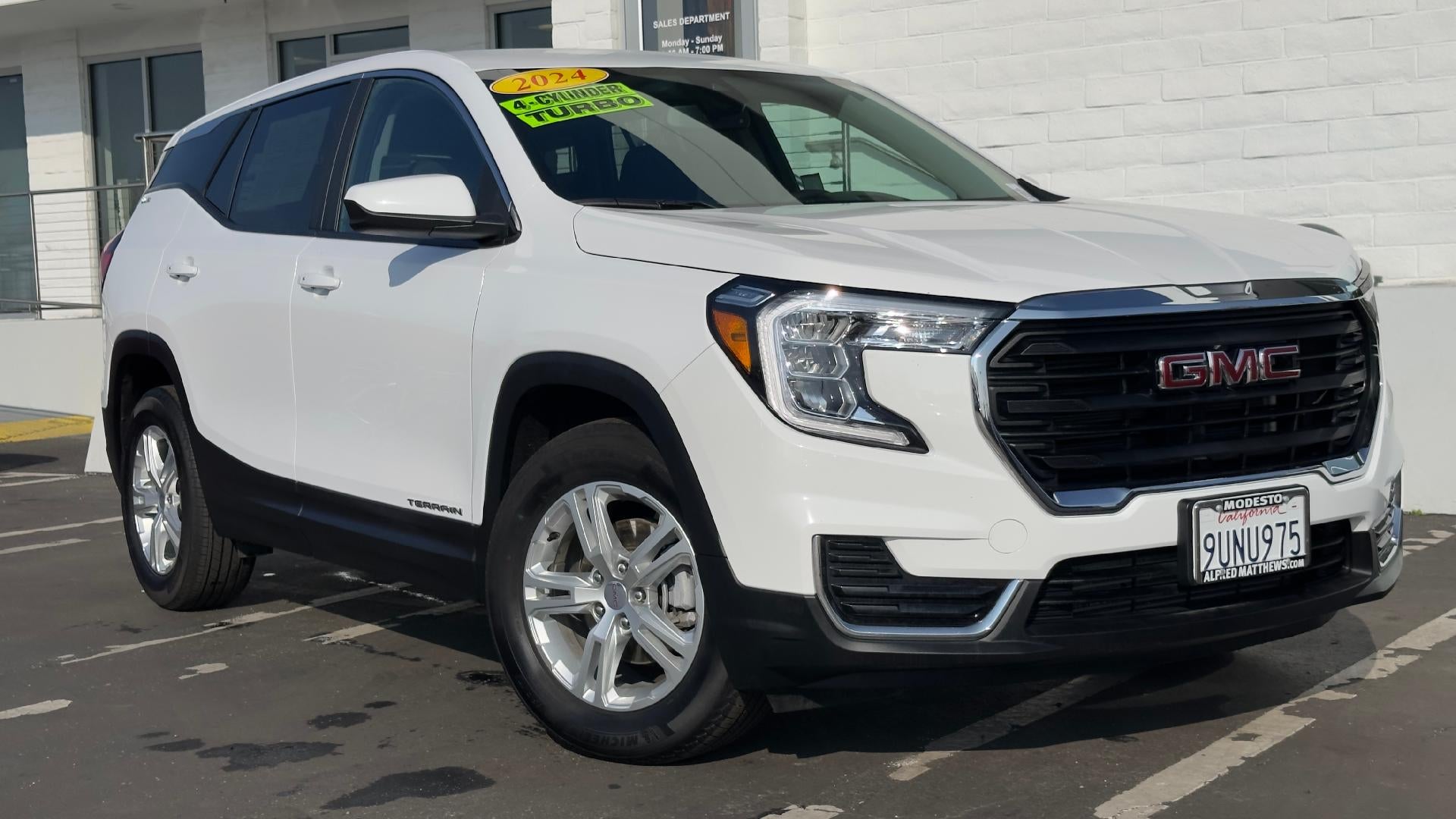 2024 GMC Terrain SLE