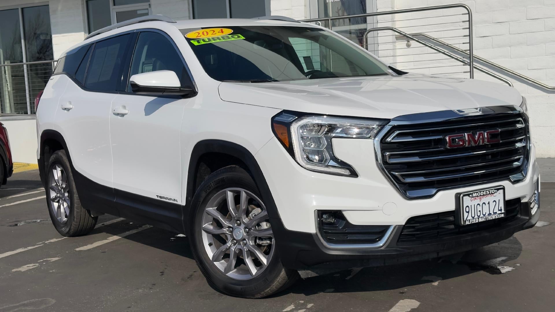 2024 GMC Terrain SLT
