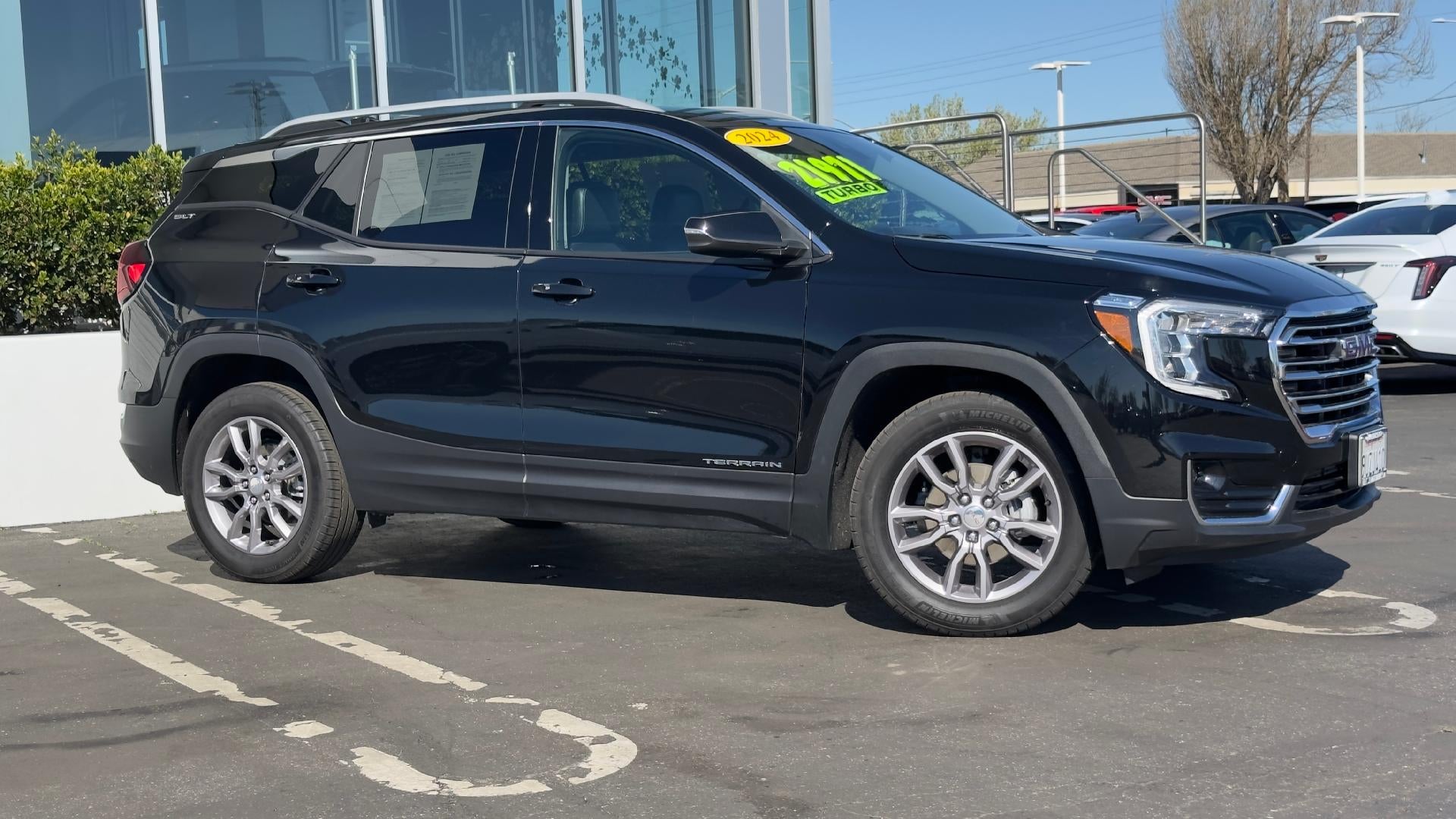 2024 GMC Terrain SLT