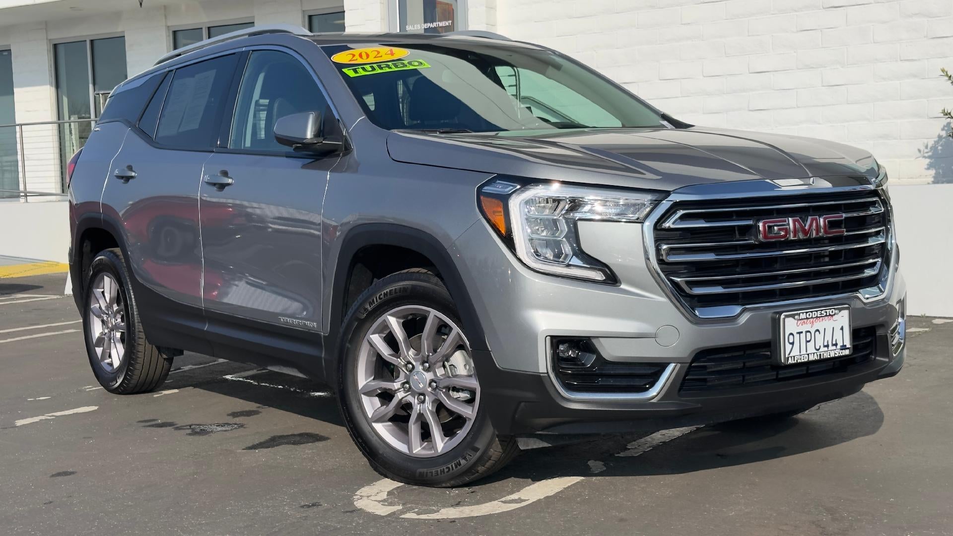 2024 GMC Terrain SLT