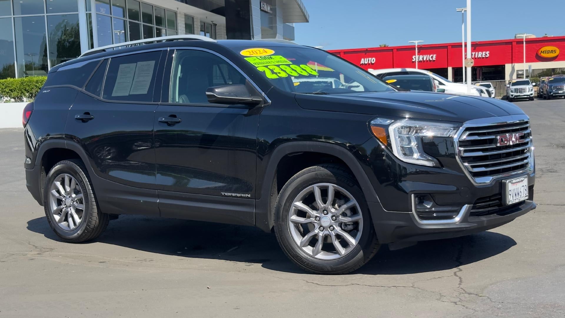 2024 GMC Terrain SLT