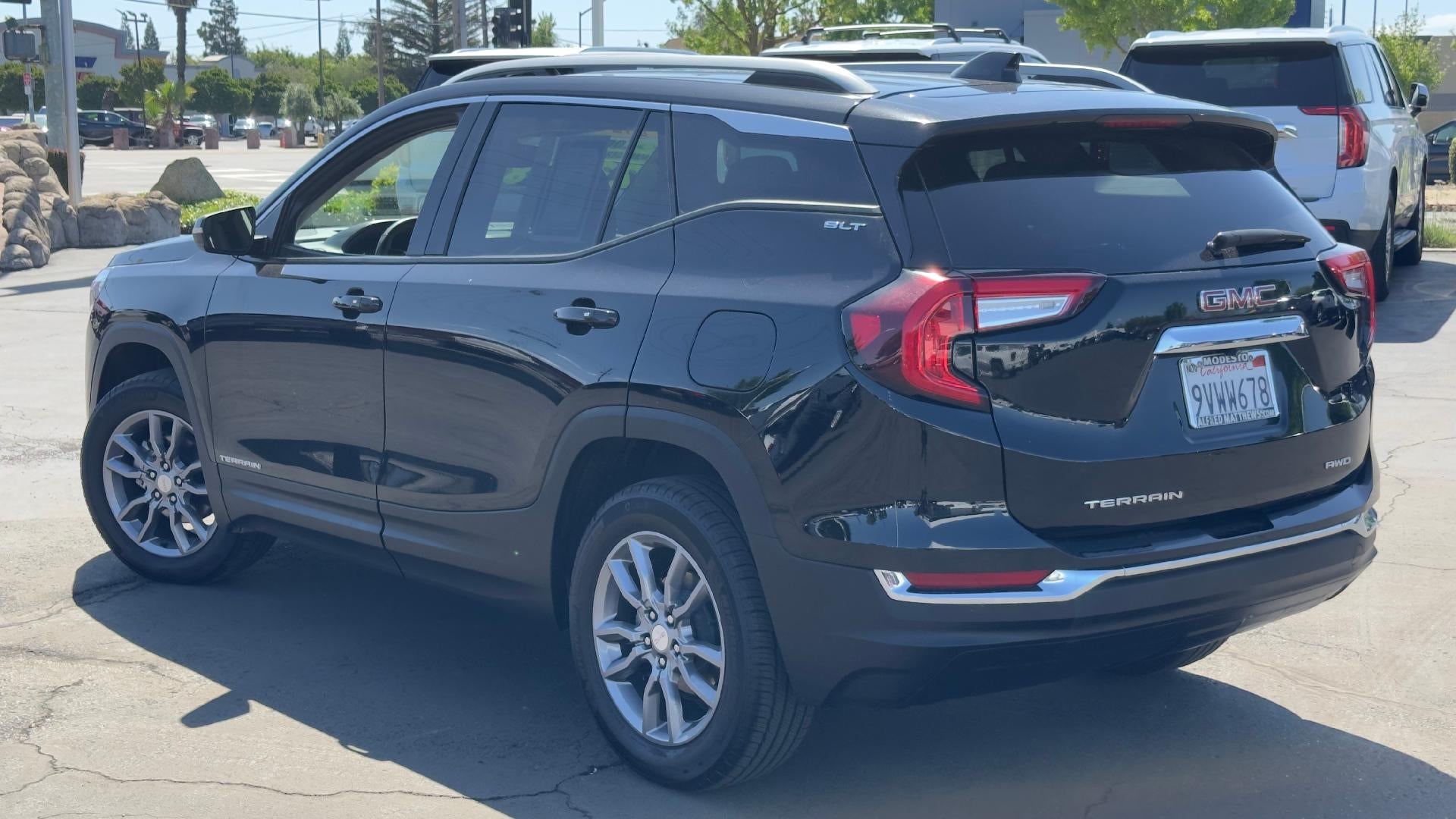 2024 GMC Terrain SLT