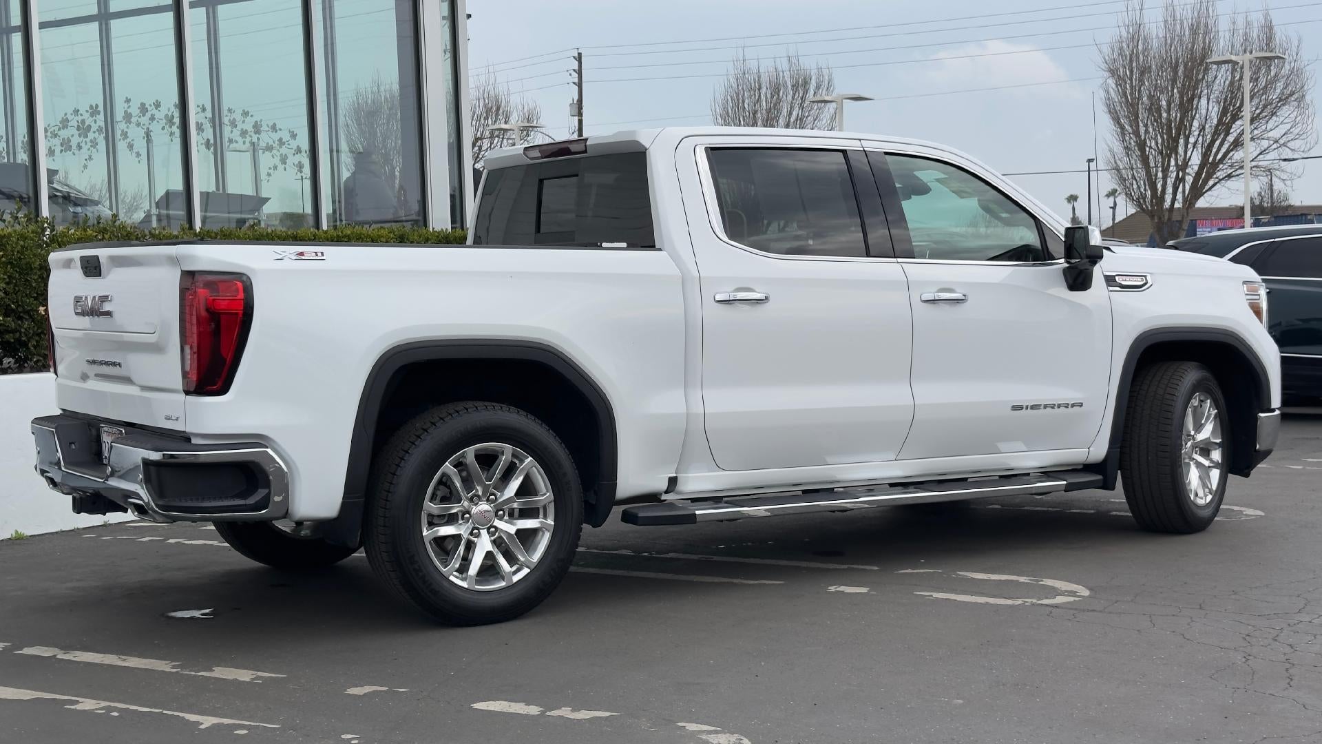 2021 GMC Sierra 1500 SLT