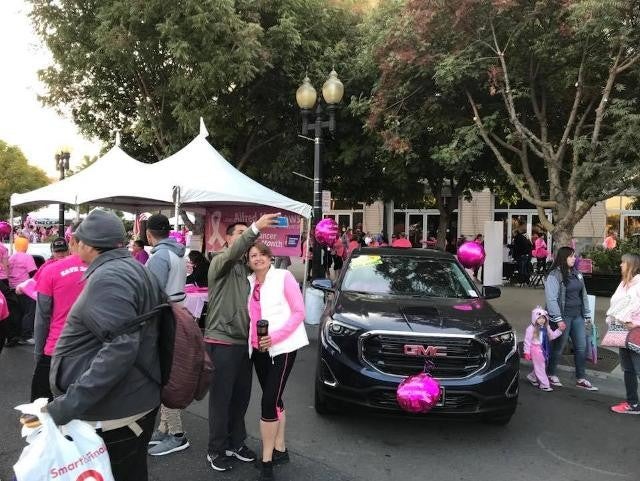 American Cancer Society, Making Strides Against Breast Cancer walk photo